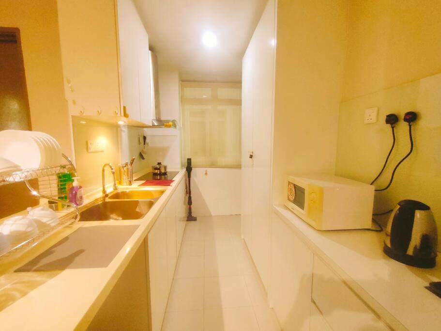 Tcr-jb Tebrau Walk Distance To Ikea Toppen & Aeon Mall * Johor Bahru